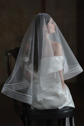 Two-Tier Tulle Veil with Ribbon Edge for Bridal Events