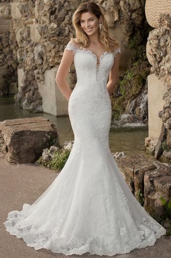 Illusion Neckline Mermaid Gown with Long Train for Formal Events