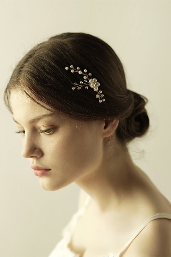 Pearl-Embellished Hairpin for Formal Events