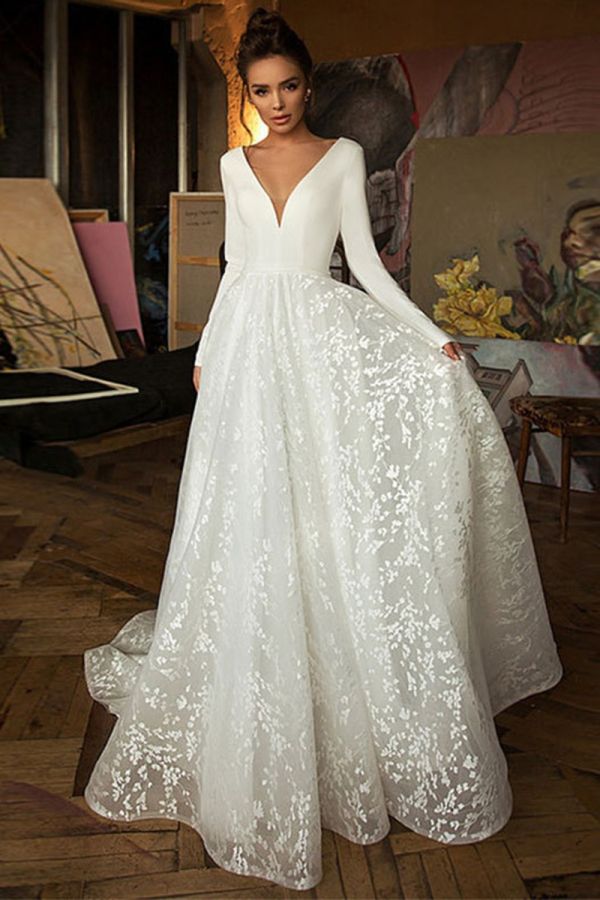 Long-Sleeve V Lace Ball Gown with Long Train for Formal Events