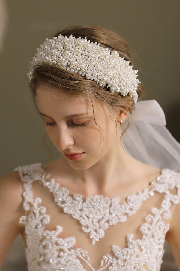 Pearl-Embellished Bridal Headband for Wedding Gowns