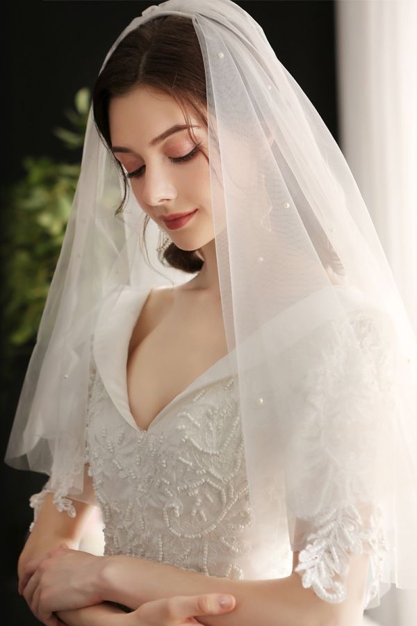 Short Tulle Veil with Pearl Accents for Bridal Events