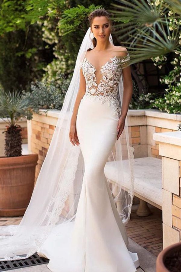 Lace Illusion Neck Mermaid Gown with Long Train for Wedding Events